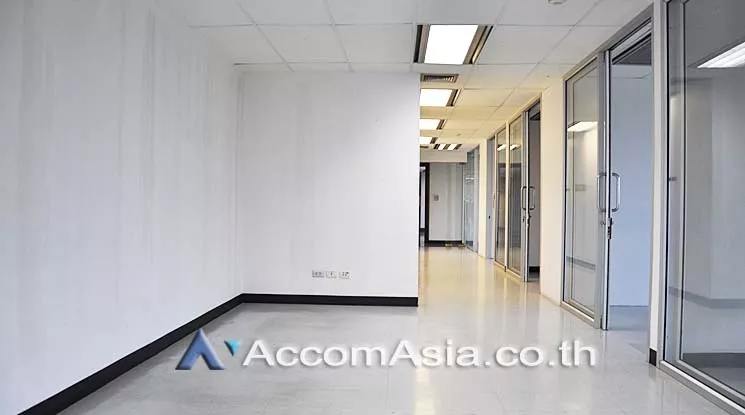 6  Office Space For Rent in Ploenchit ,Bangkok MRT Lumphini at Kian Gwan 3 AA15850